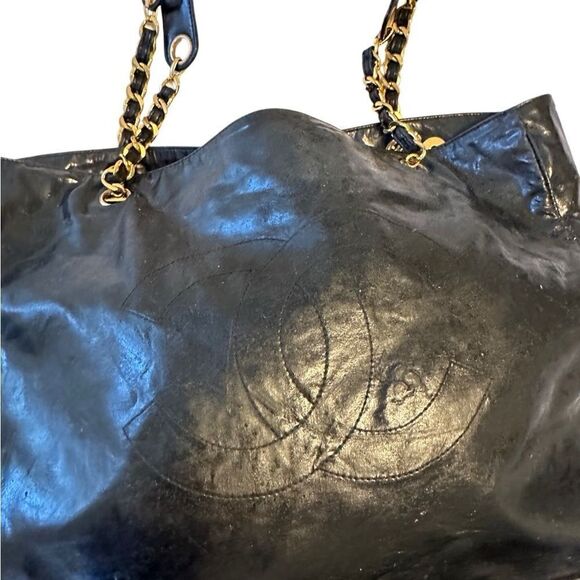Authentic Chanel timeless  XL Vinly tote - Picture 17 of 17